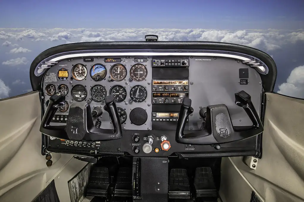 Cessna 172 SkyHawk instrument panel