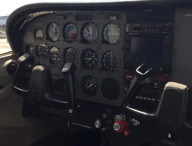 Cessna 172 Skyhawk instrument panel