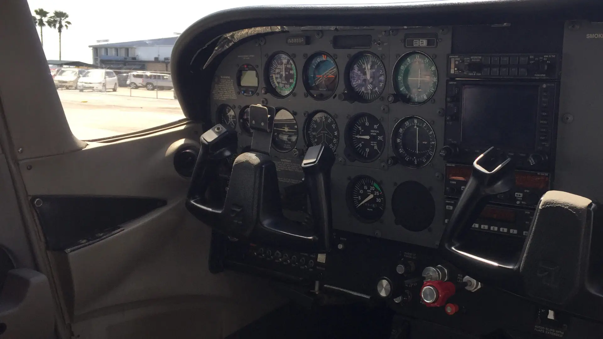 Cessna 172 Skyhawk instrument panel