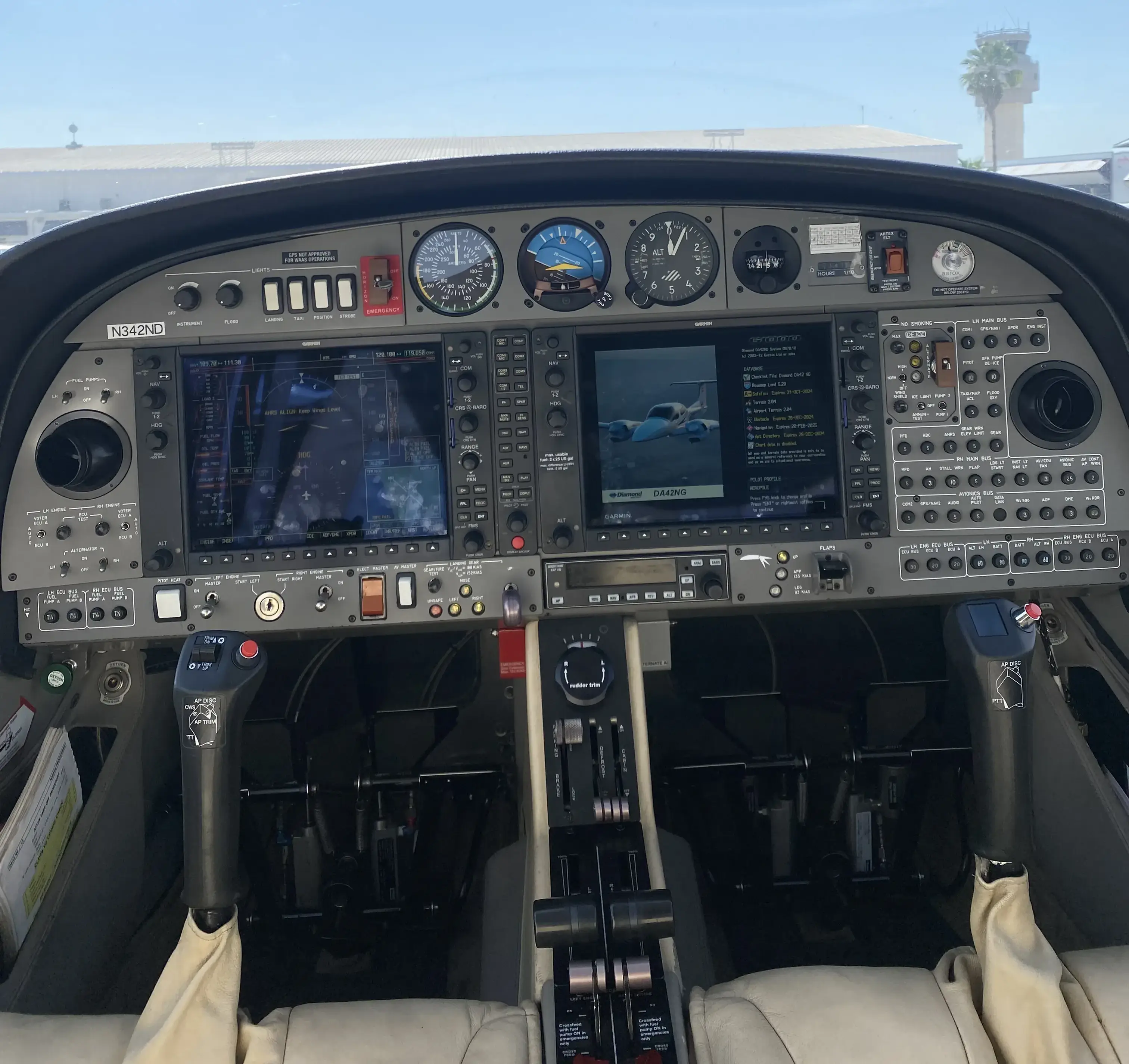 Instrument panel of the Diamond DA42 aircraft