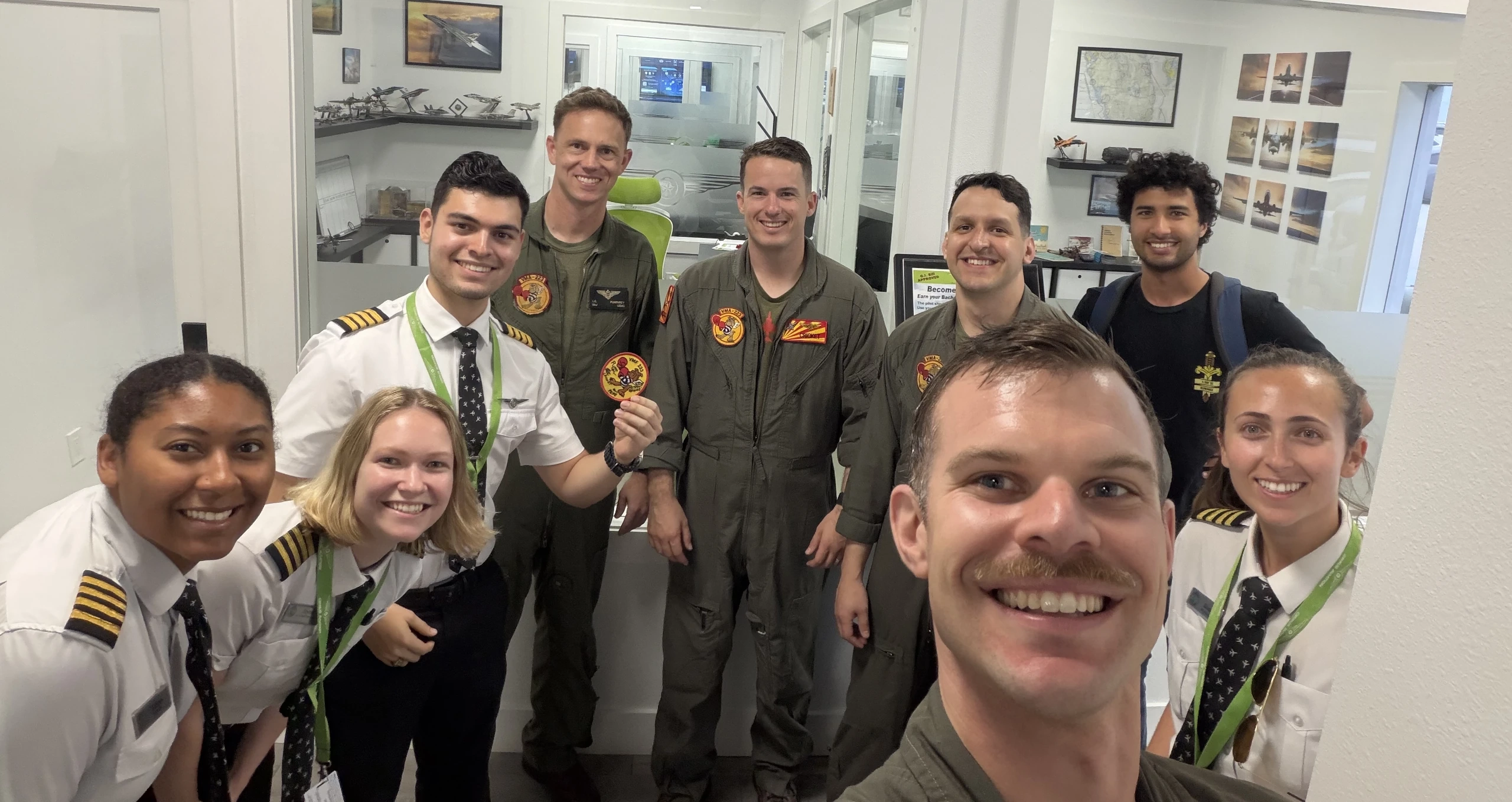 Group selfie of Cirrus Aviation pilots